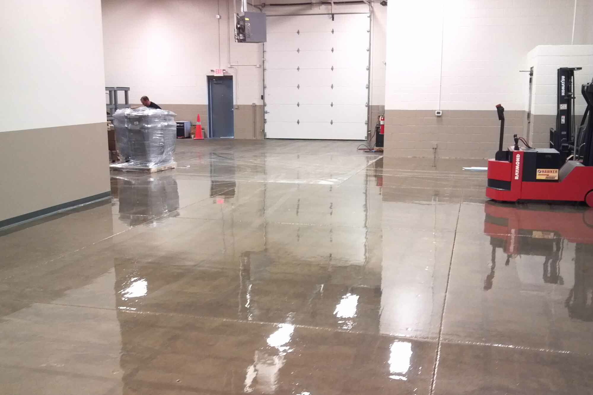 Stone epoxy finished floor